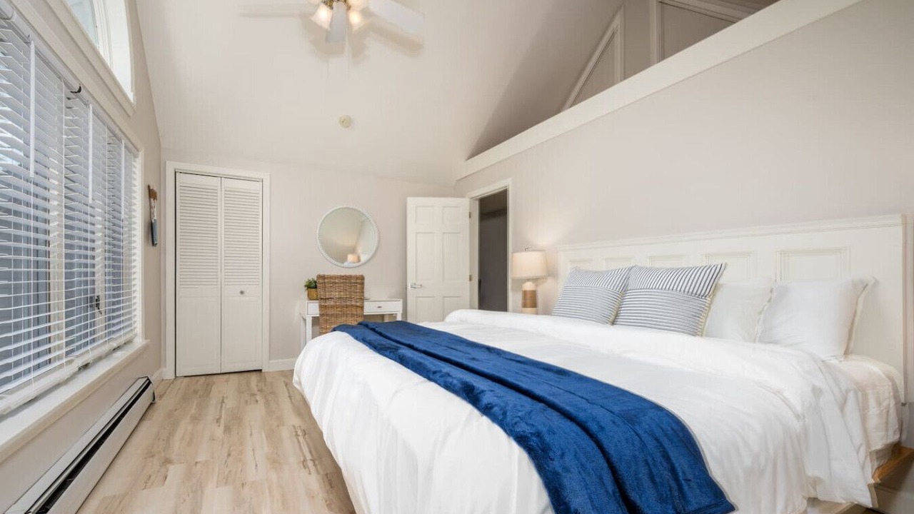 Photo of Bedroom in Ogunquit