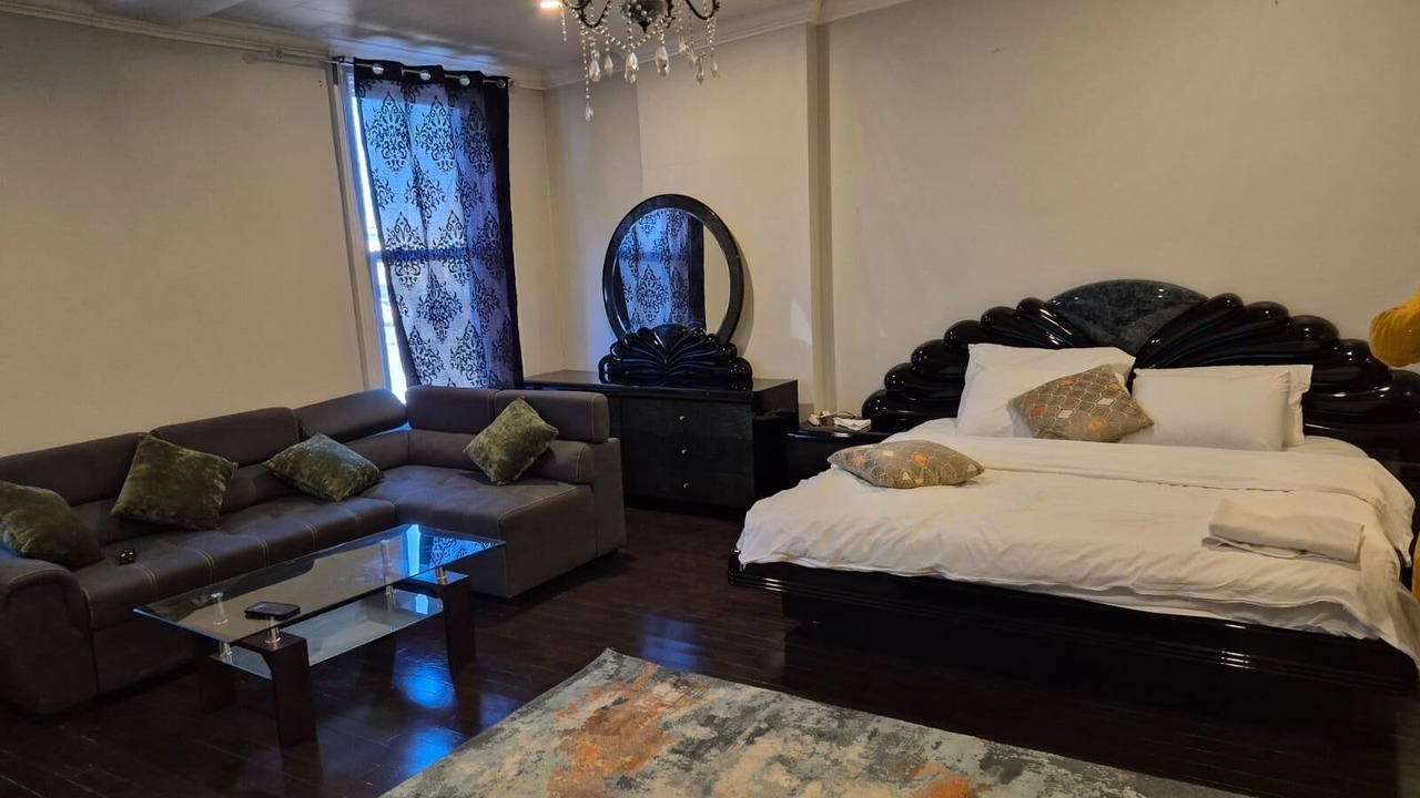 Photo of Bedroom in Bowmanville