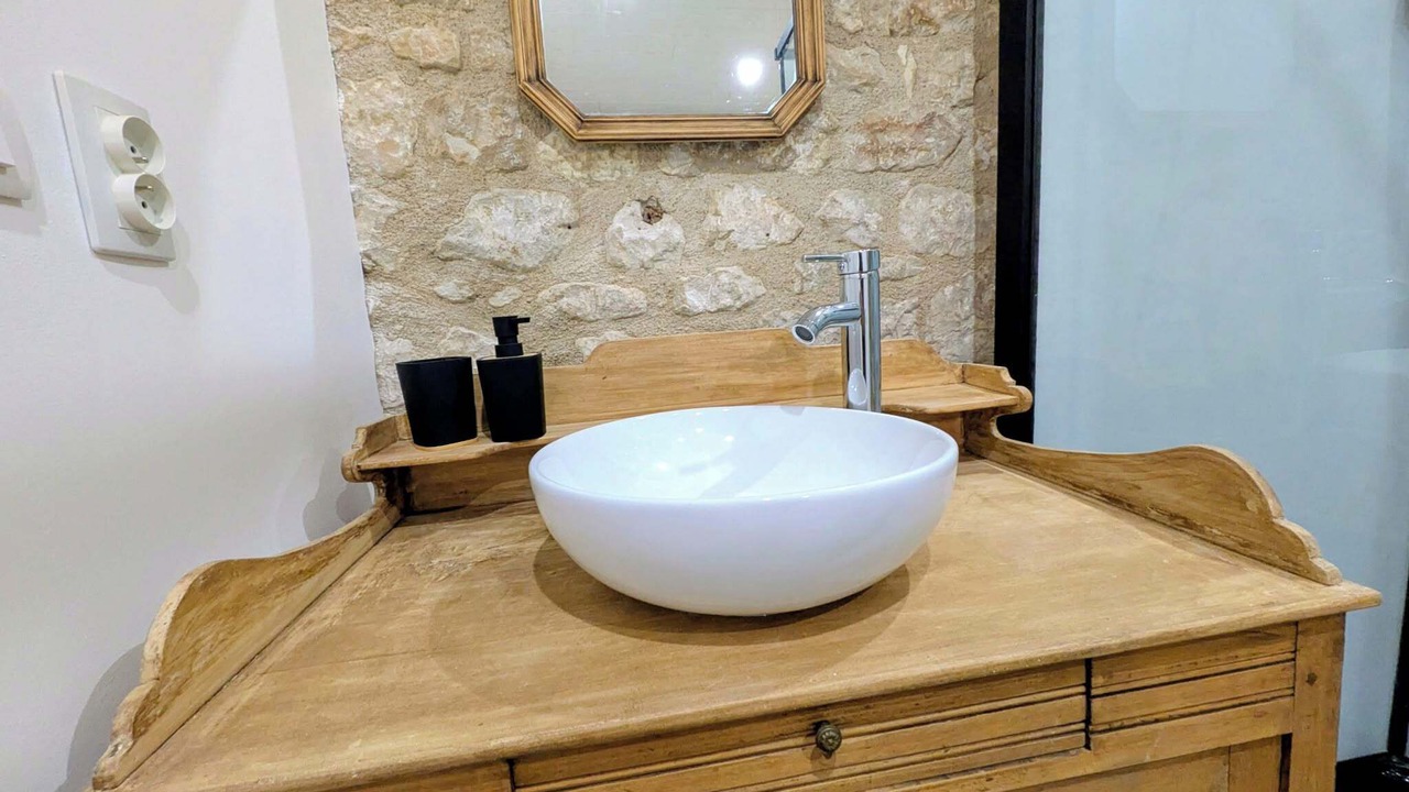 Photo of Bathroom in Loudun