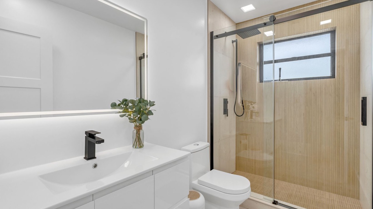 Photo of Bathroom in Twin Lakes