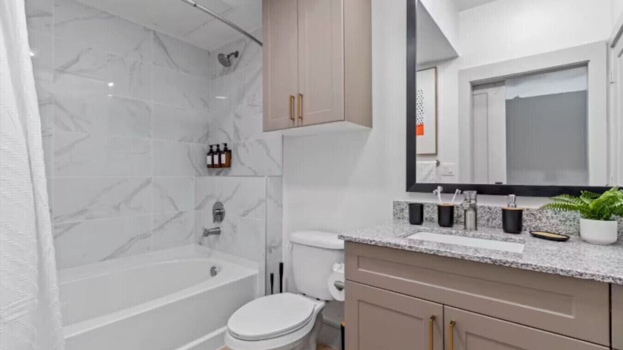 Photo of Bathroom in Scofield Farms