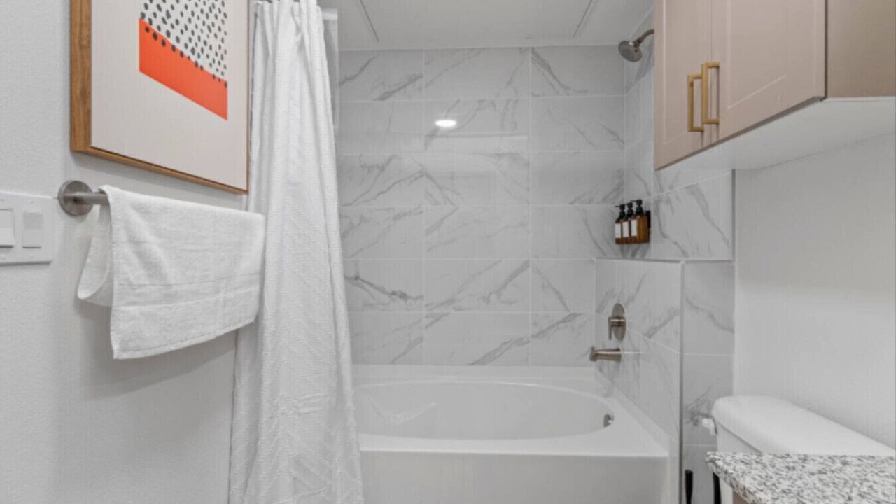 Photo of Bathroom in Scofield Farms