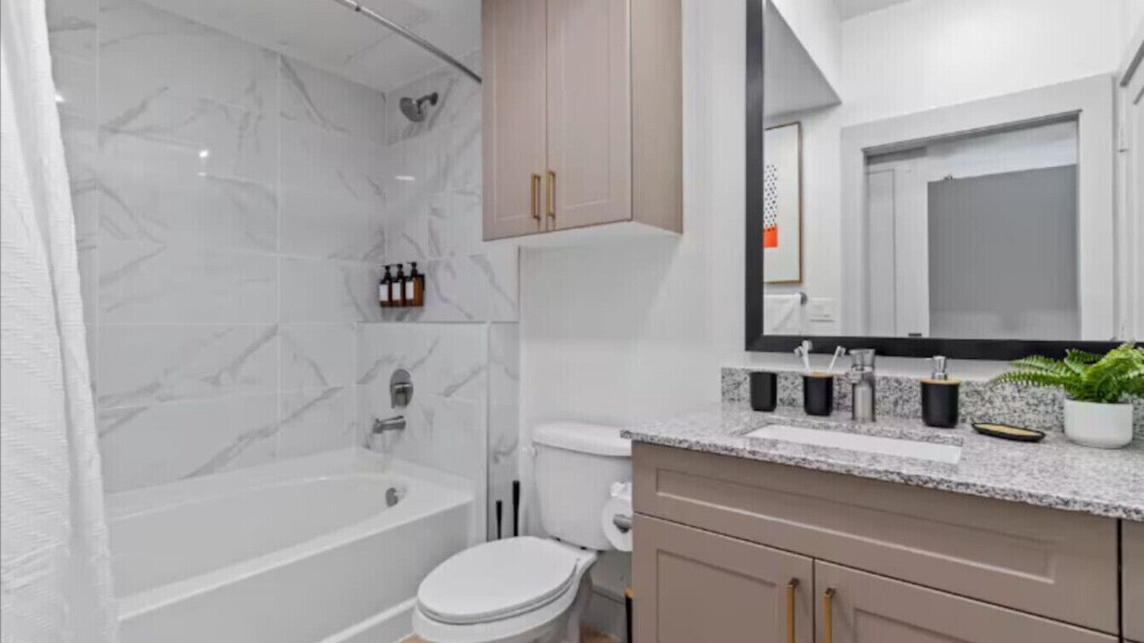 Photo of Bathroom in Scofield Farms