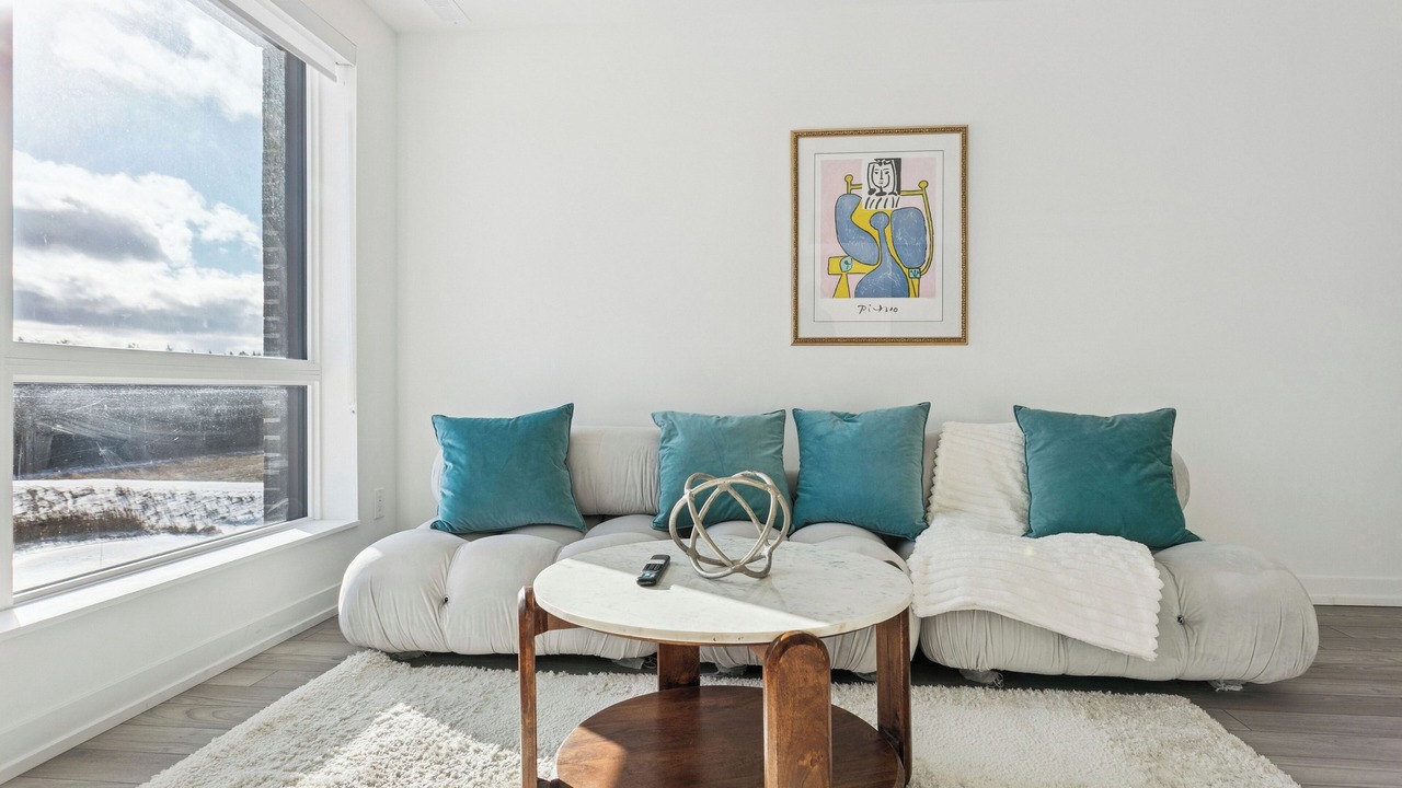 Photo of Livingroom in Richmond Hill