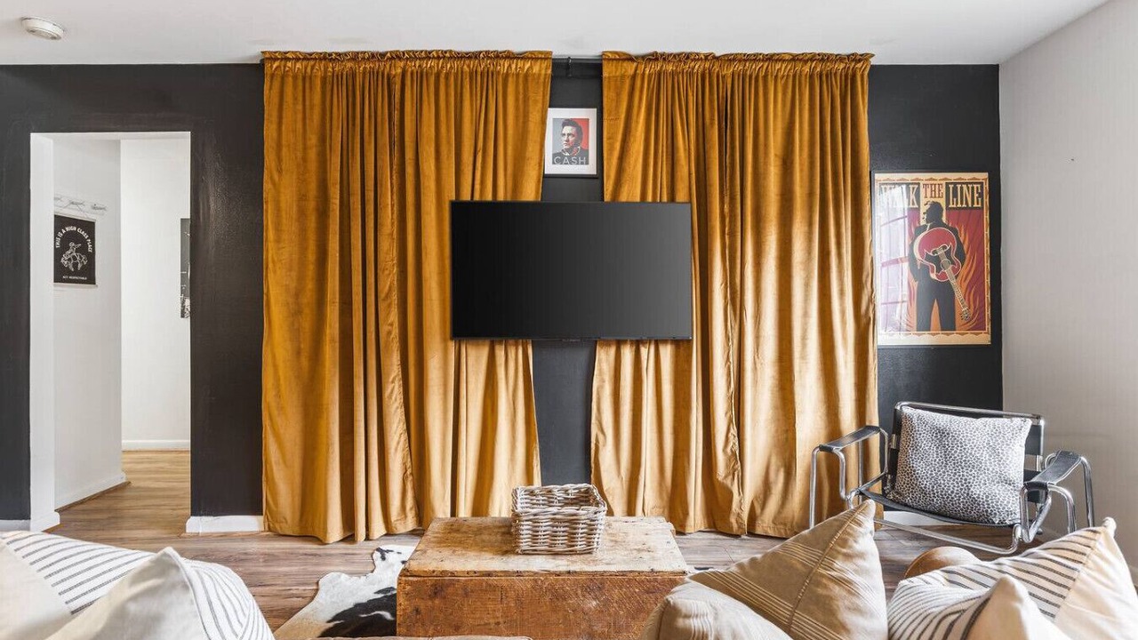 Photo of Bedroom in Music Row