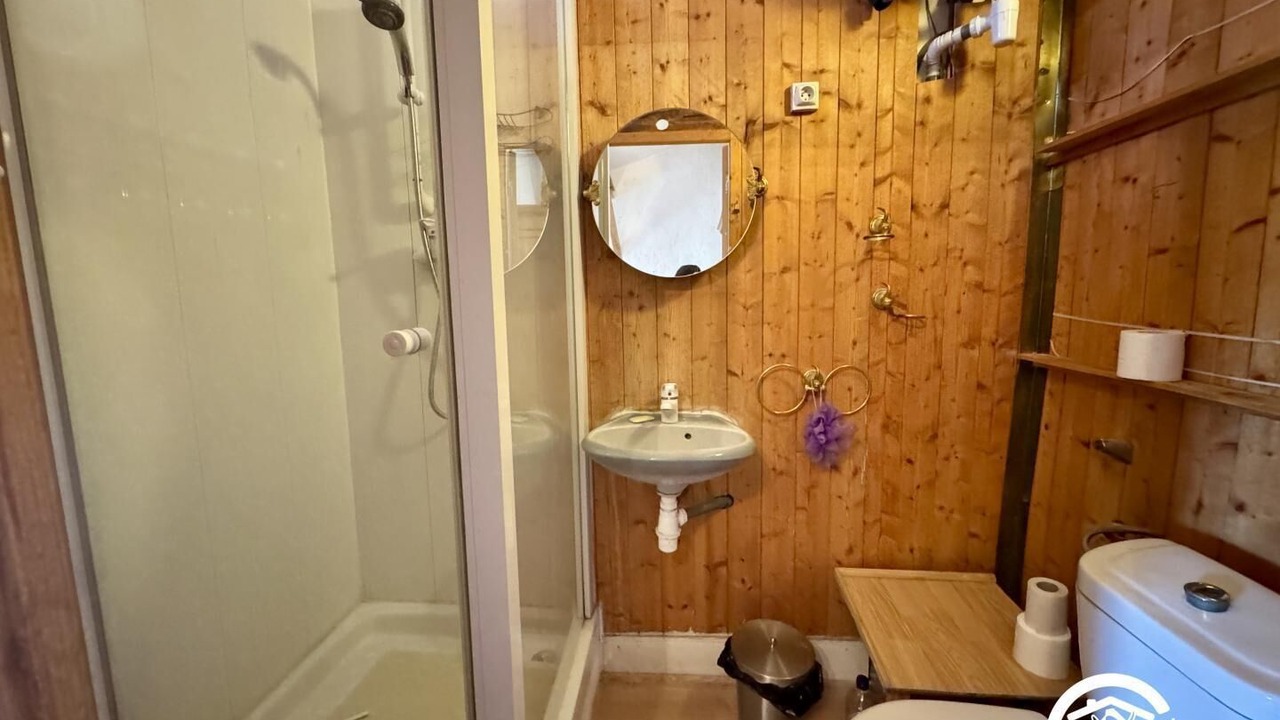 Photo of Bathroom in Davejean