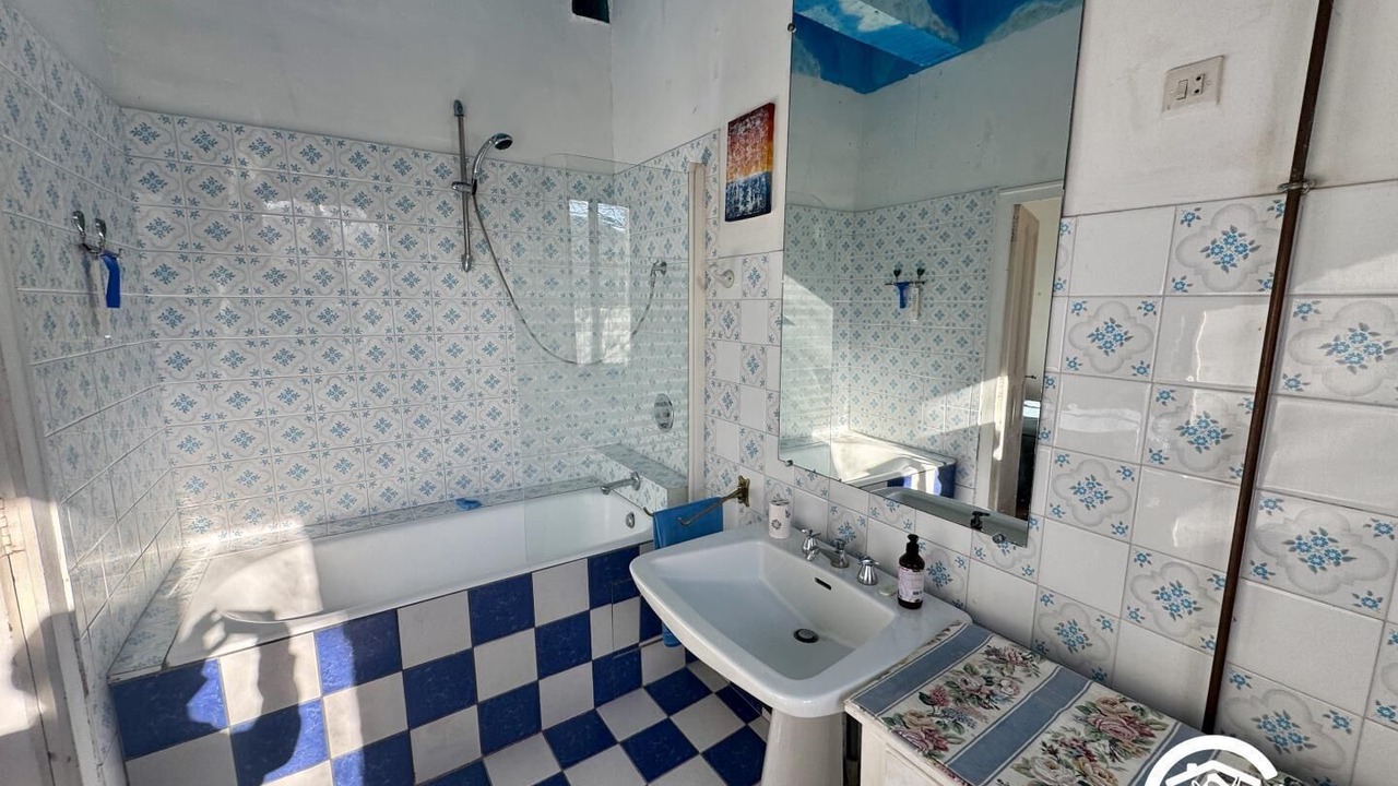 Photo of Bathroom in Davejean