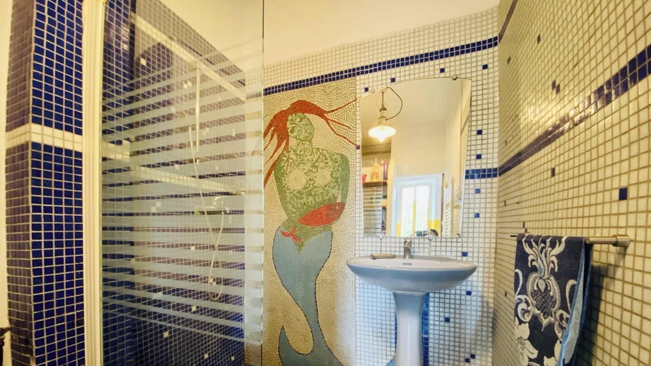 Photo of Others in Davejean