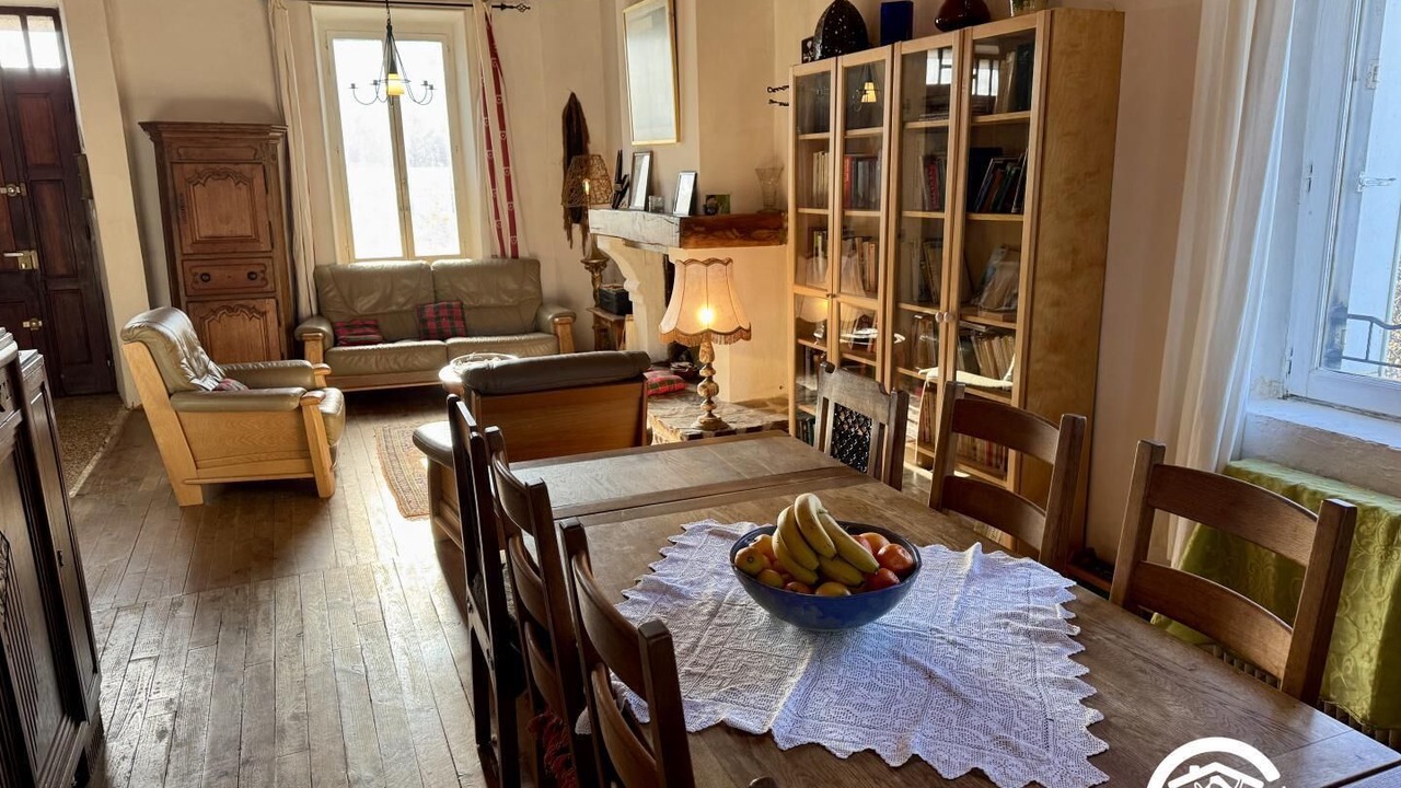 Photo of Others in Davejean