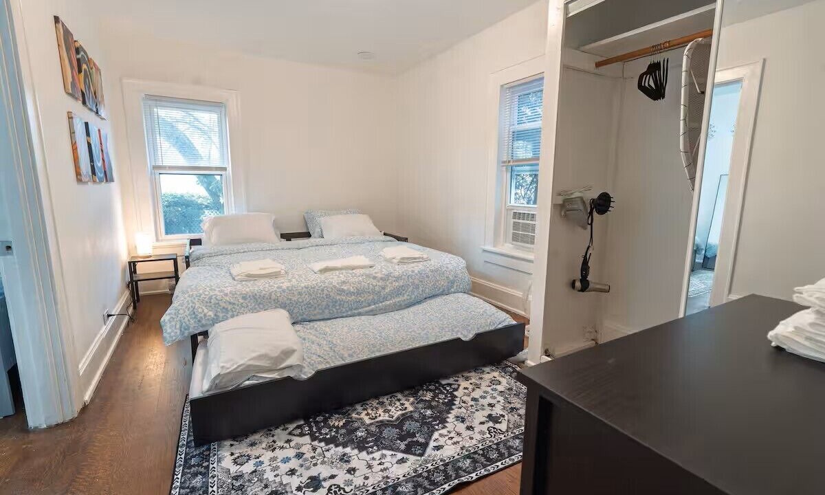 Photo of Bedroom in Skokie