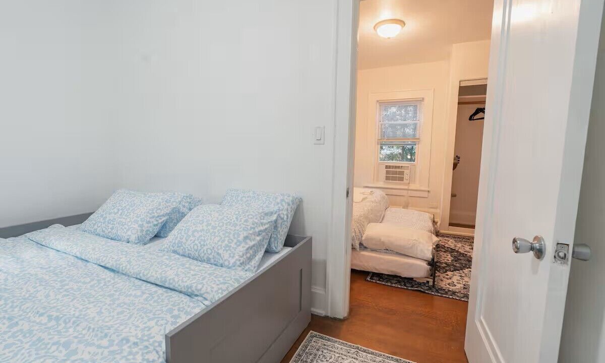Photo of Bedroom in Skokie
