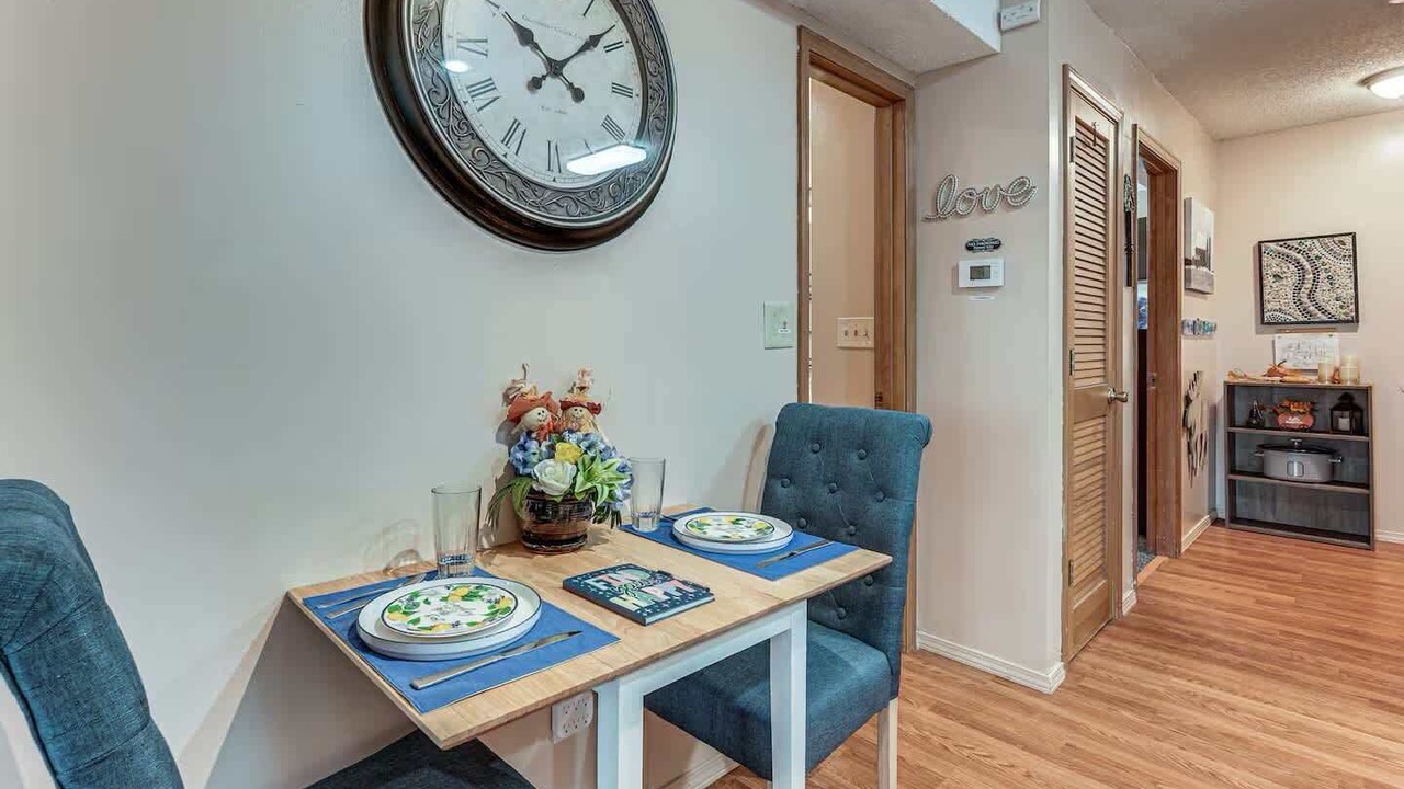 Photo of Others in Notch Estates