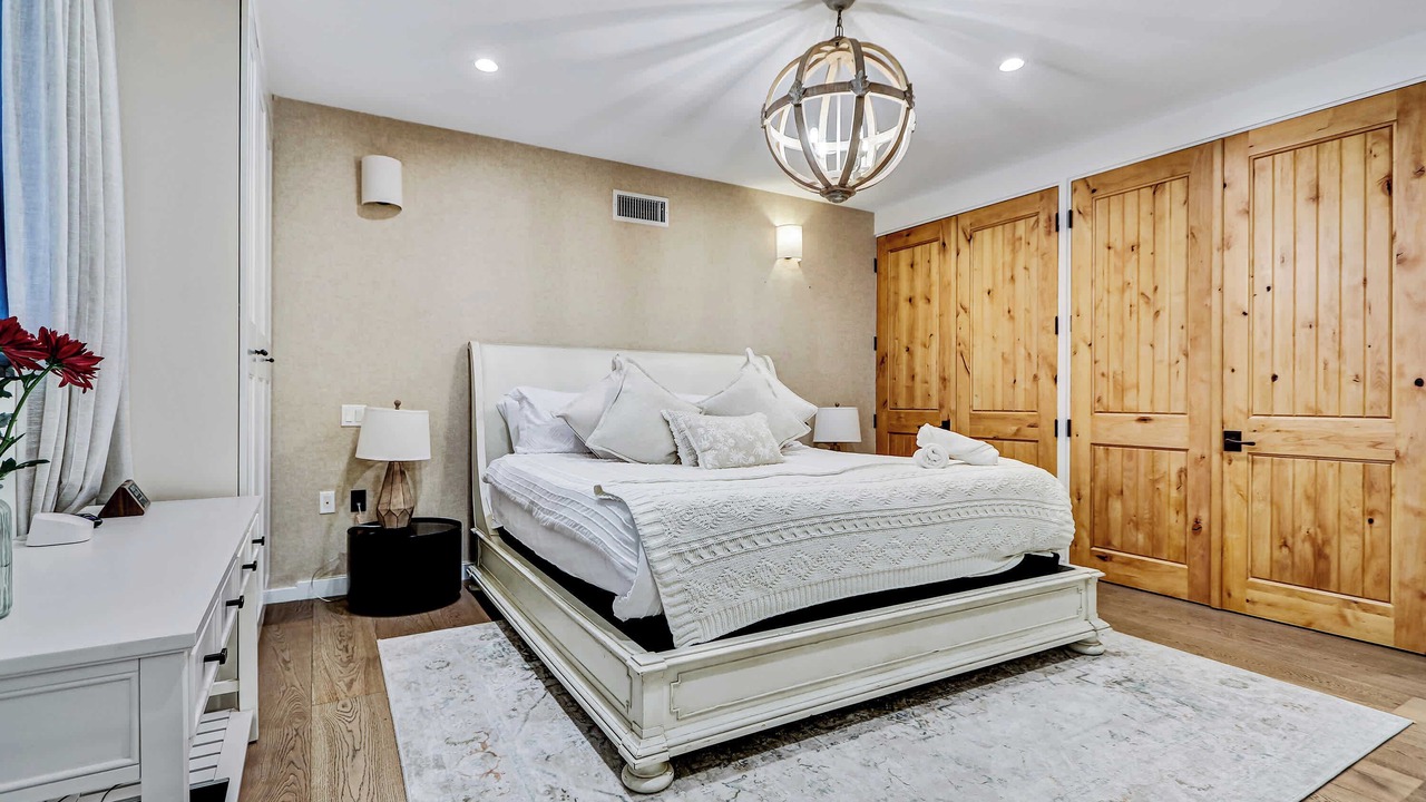 Photo of Bedroom in Los Angeles
