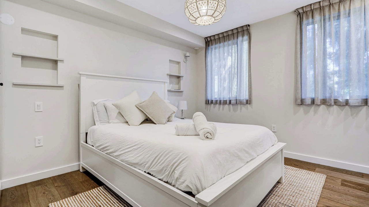 Photo of Bedroom in Los Angeles