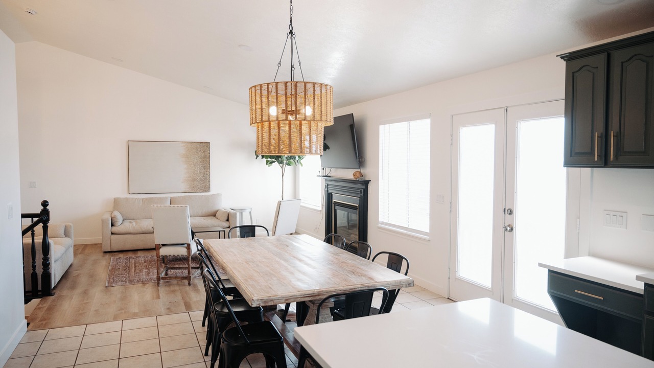 Photo of Livingroom in West Jordan