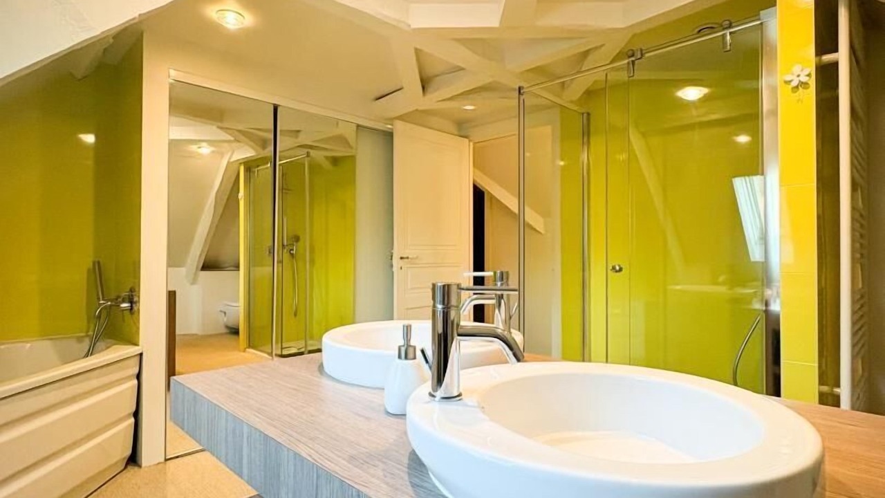 Photo of Bathroom in Carennac