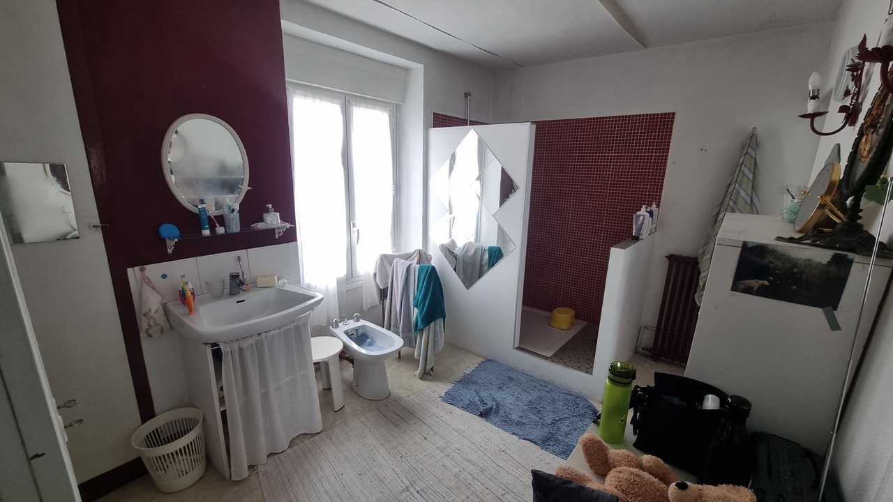 Photo of Bathroom in Tournan-en-Brie
