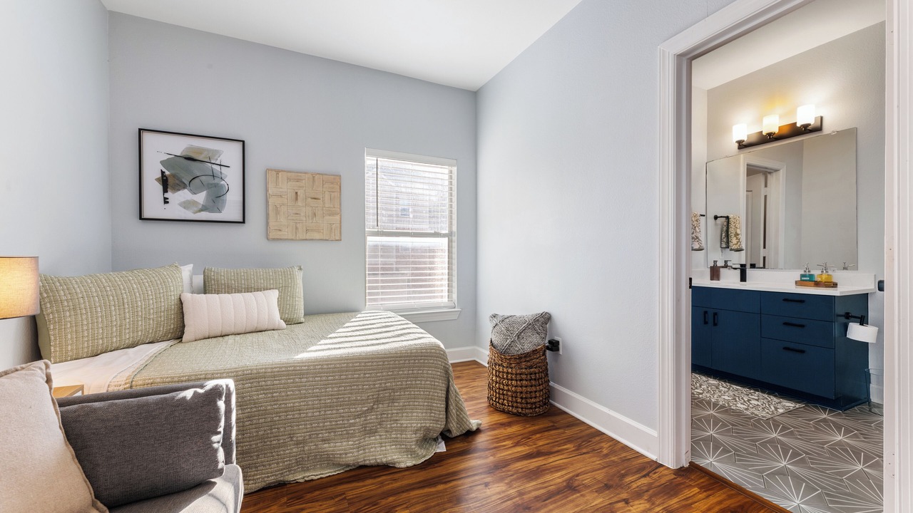 Photo of Bedroom in East Riverside - Oltorf