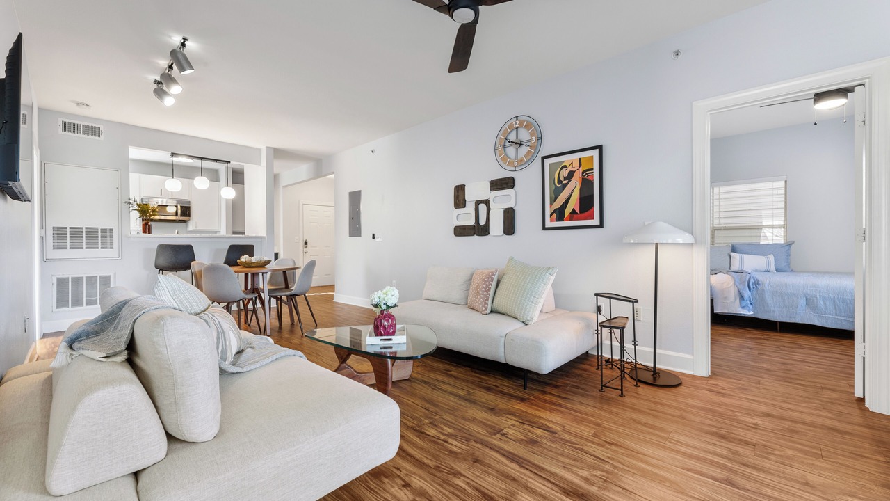 Photo of Livingroom in East Riverside - Oltorf