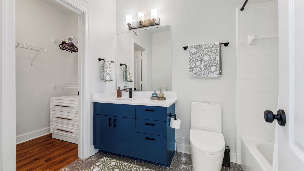 Photo of Bathroom in East Riverside - Oltorf