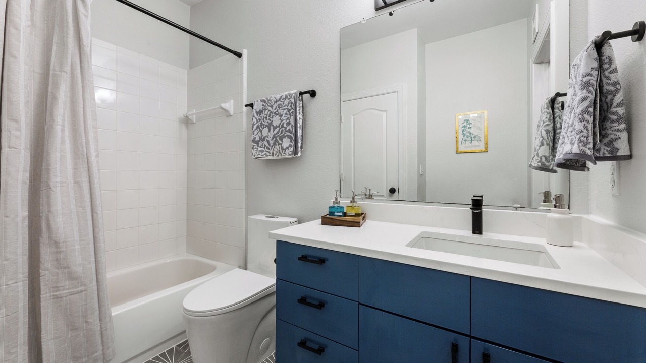 Photo of Bathroom in East Riverside - Oltorf
