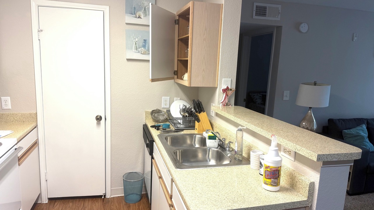 Photo of Kitchen in Astrodome