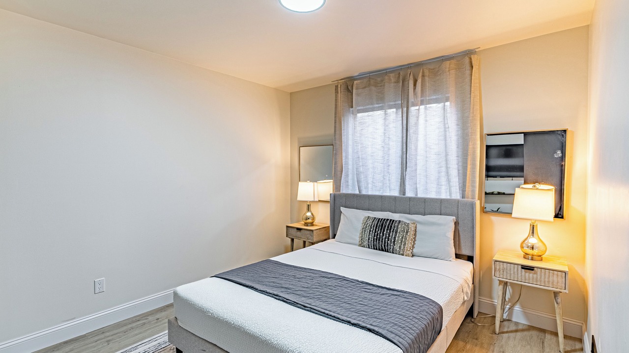 Photo of Bedroom in Vauxhall