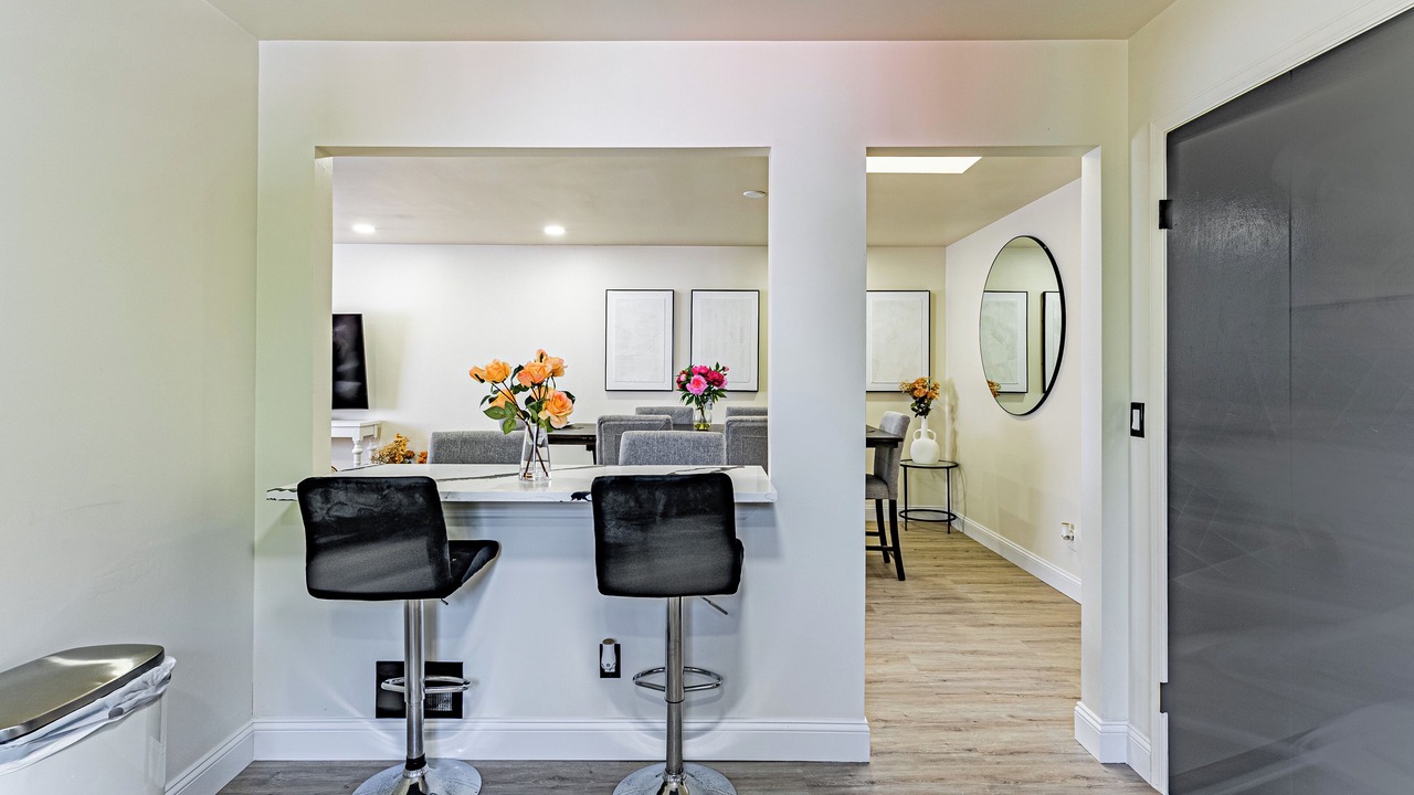 Photo of Others in Vauxhall