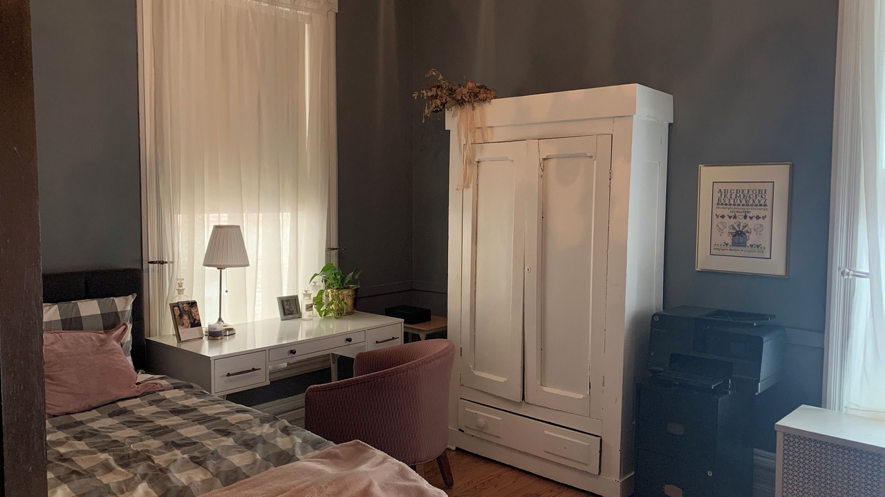 Photo of Bedroom in East Hyde Park