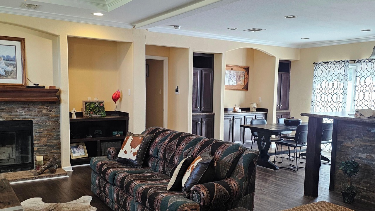 Photo of Livingroom in Bellville