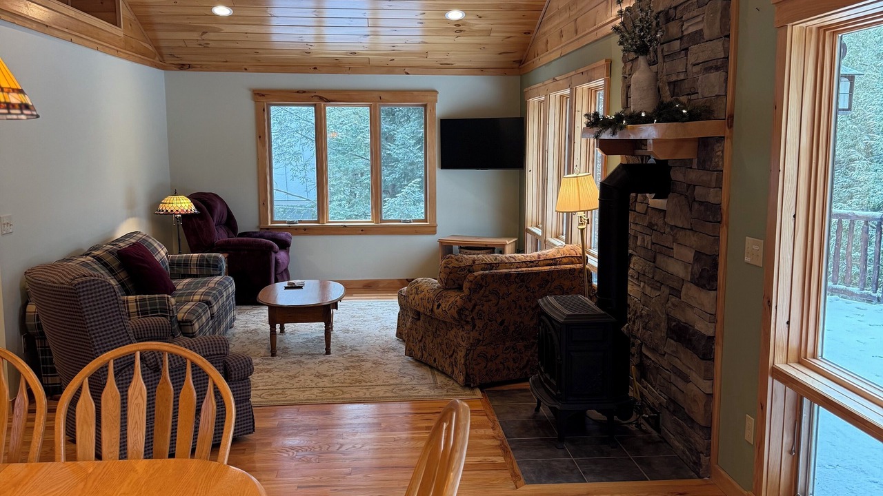 Photo of Livingroom in Old Forge