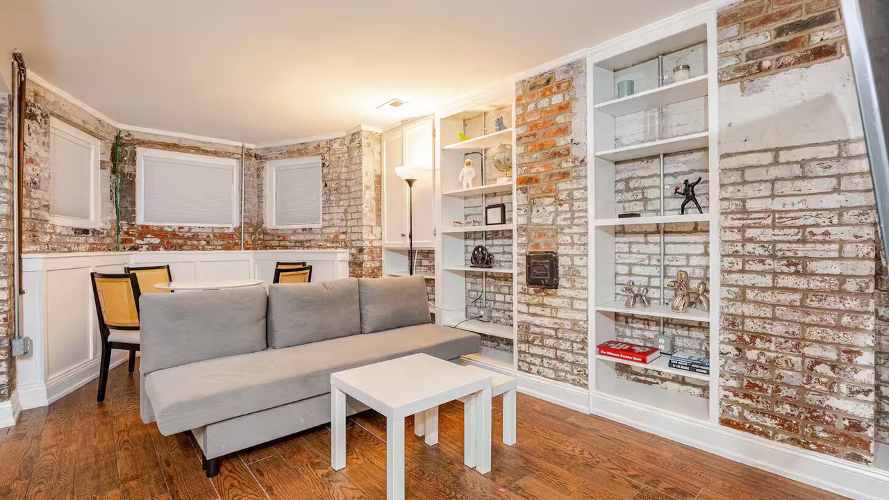 Photo of Livingroom in Cardozo
