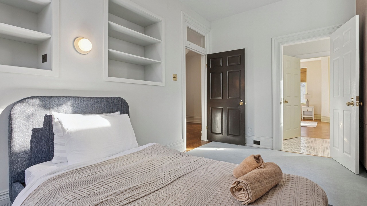 Photo of Bedroom in Yorkville
