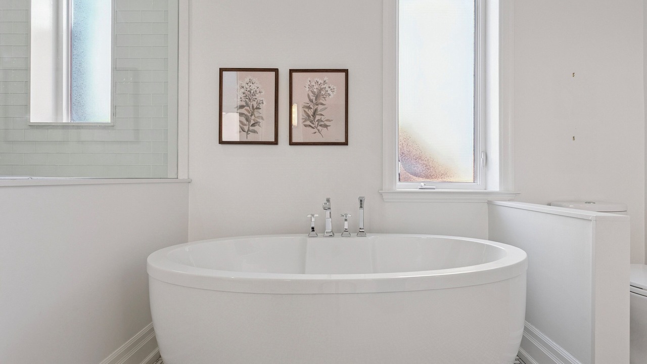 Photo of Bathroom in Yorkville