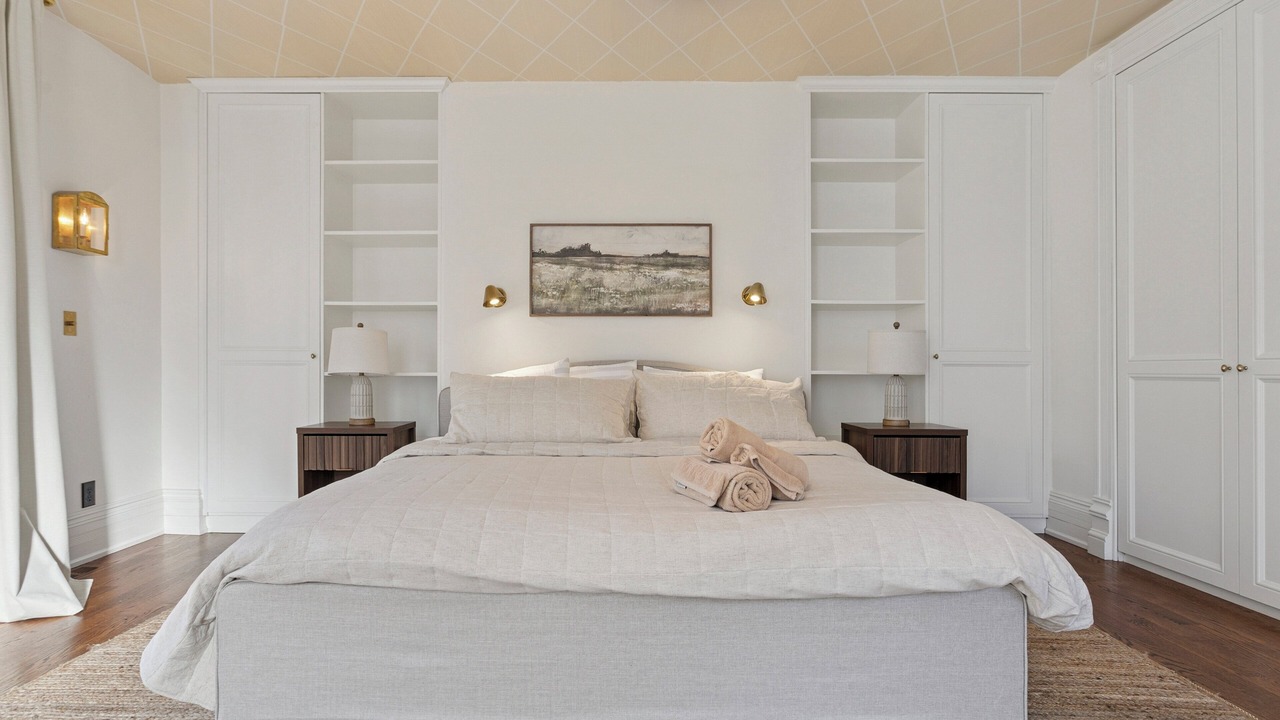 Photo of Bedroom in Yorkville