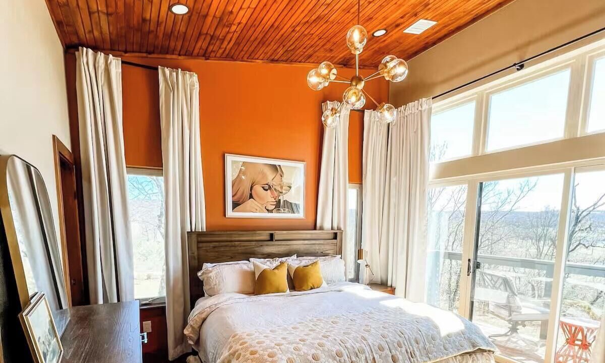 Photo of Bedroom in Cookson