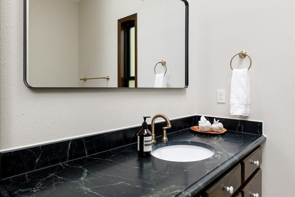 Photo of Bathroom in Oak Harbor