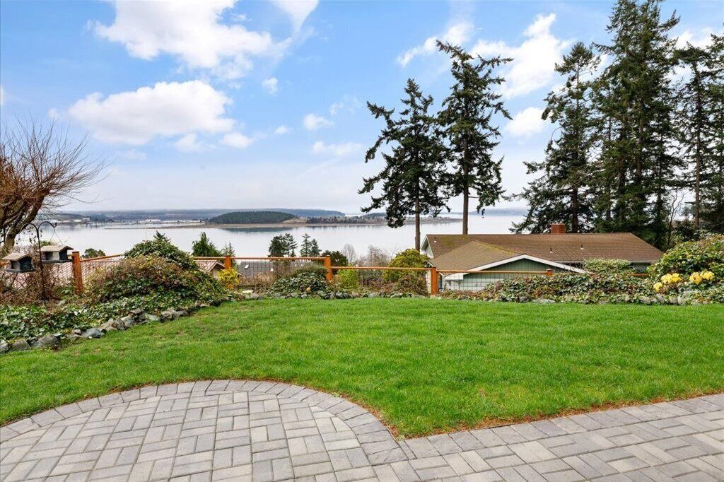 Photo of Outdoor in Oak Harbor