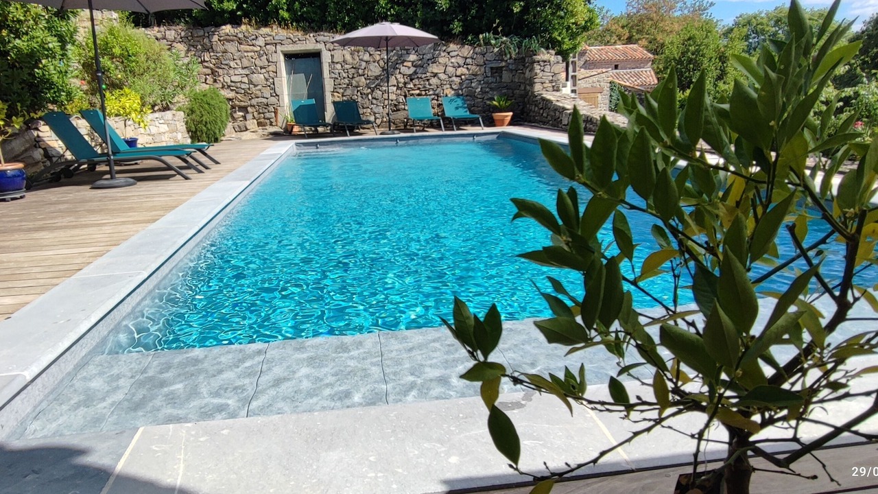 Photo of Outdoor in Besseges