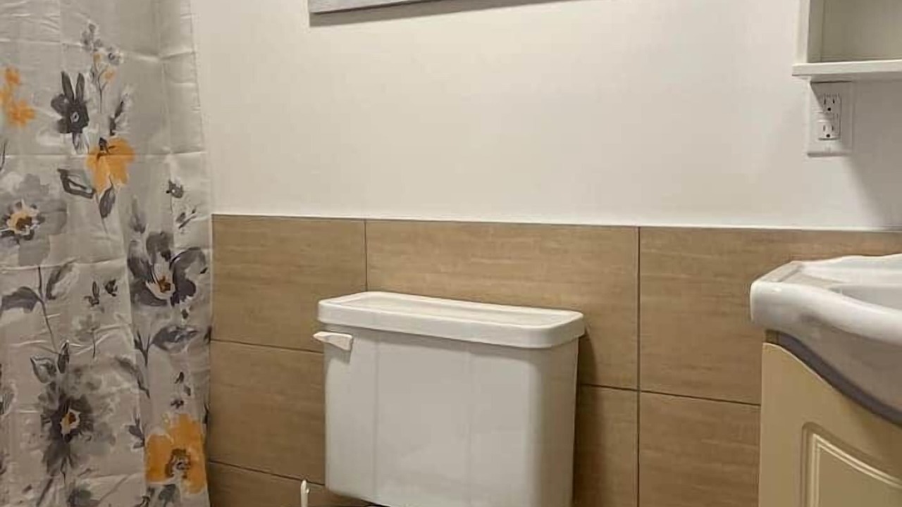 Photo of Bathroom in Rawdon