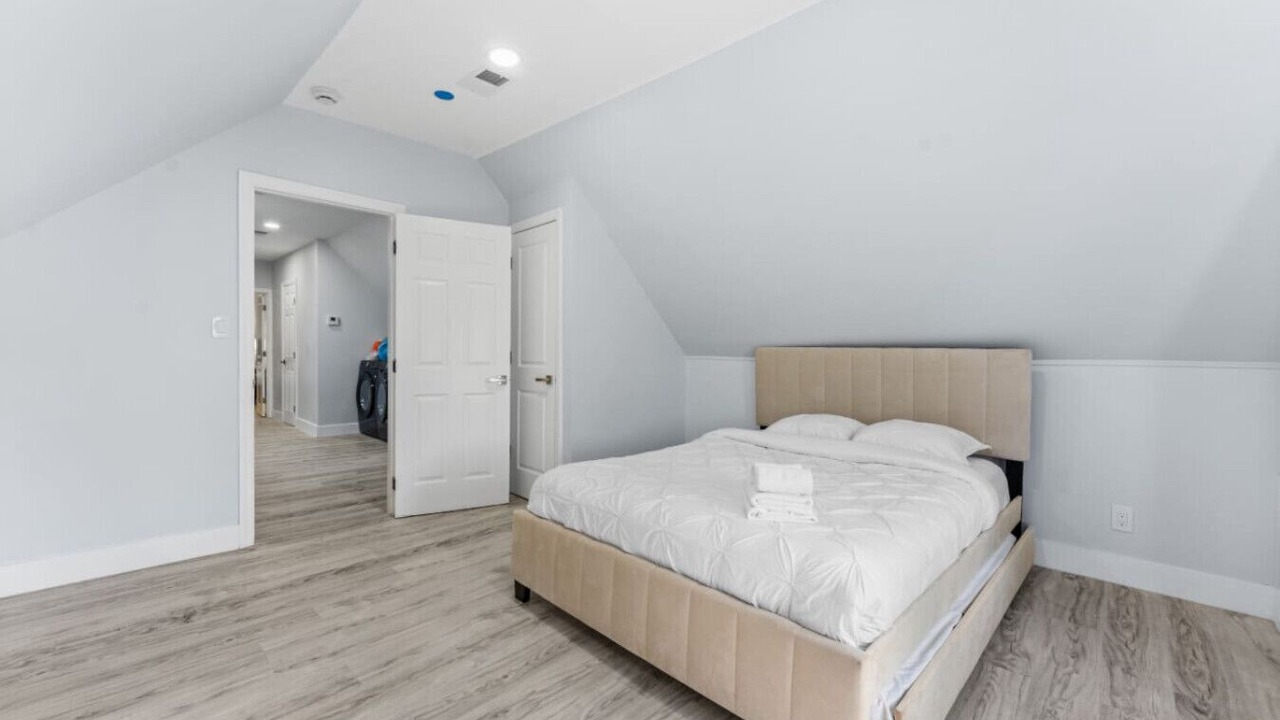 Photo of Bedroom in Constable Hook