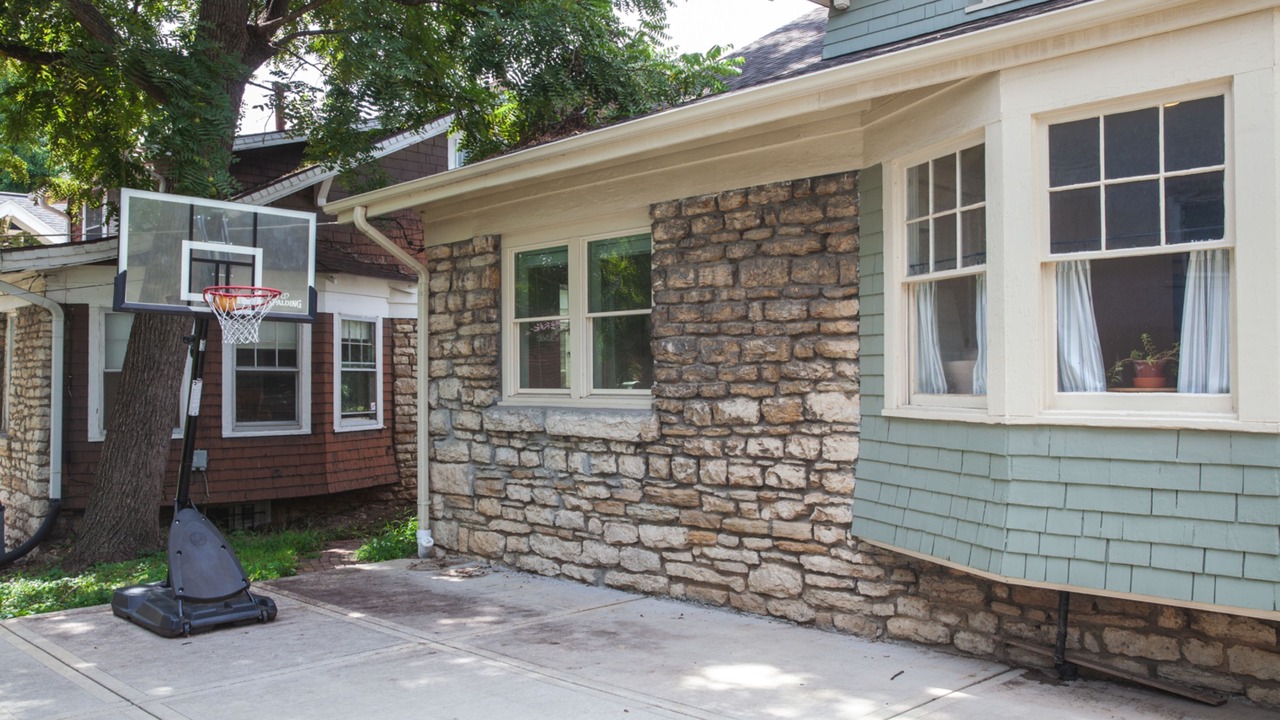 Photo of Outdoor in South Hyde Park