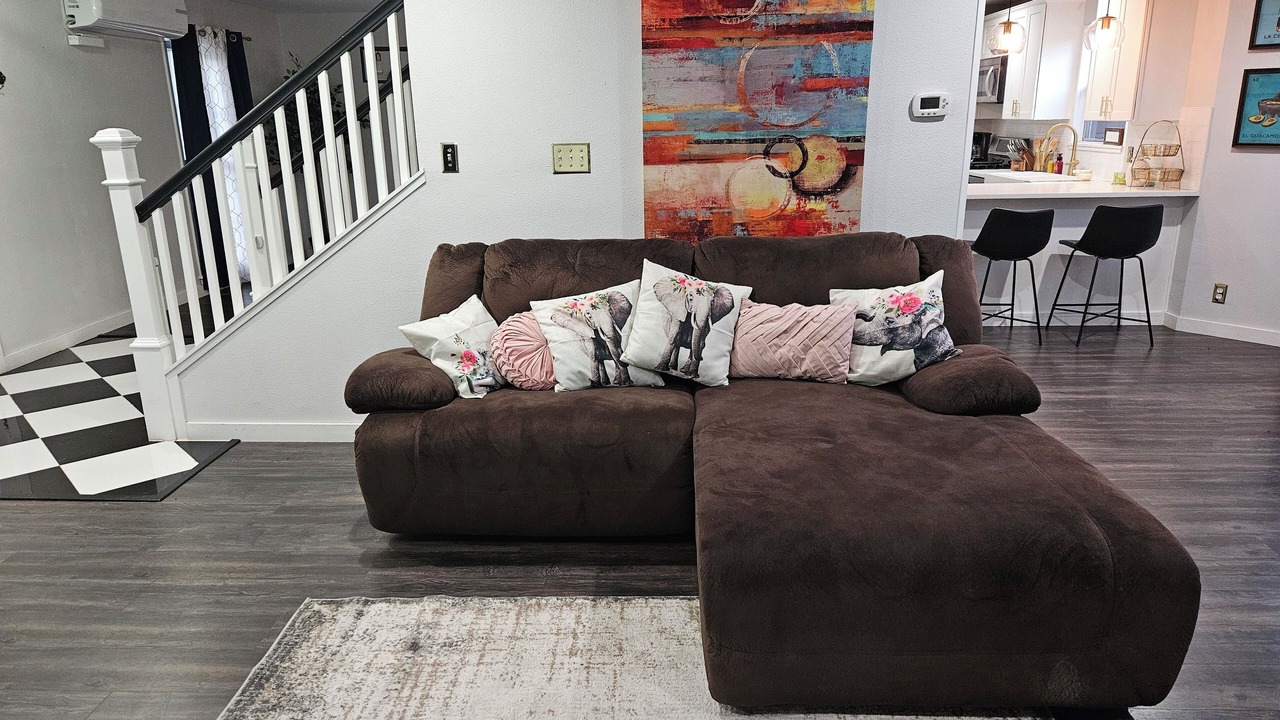 Photo of Livingroom in North San Antonio - SAT