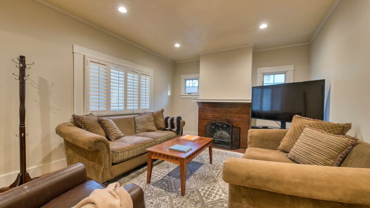 Photo of Livingroom in Monrovia