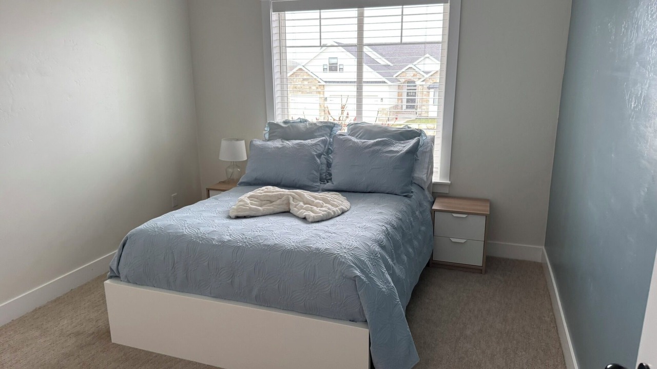 Photo of Bedroom in Salem