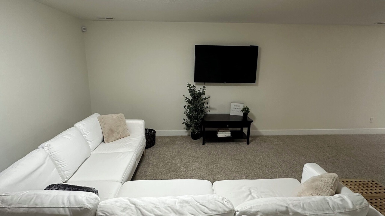 Photo of Livingroom in Salem