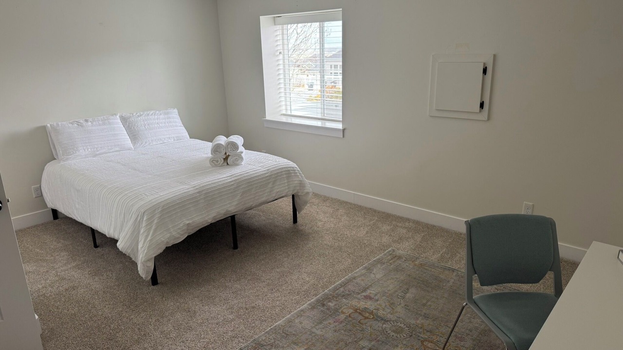 Photo of Bedroom in Salem