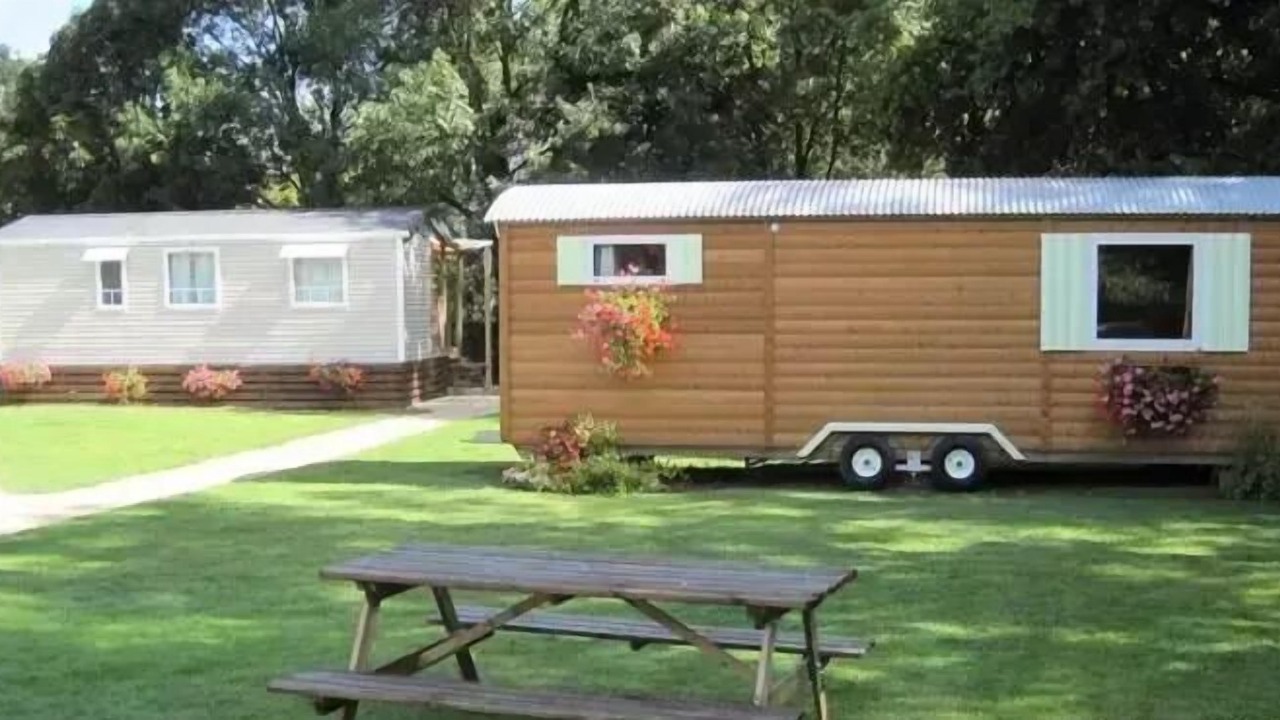 Photo of Outdoor in Perrex