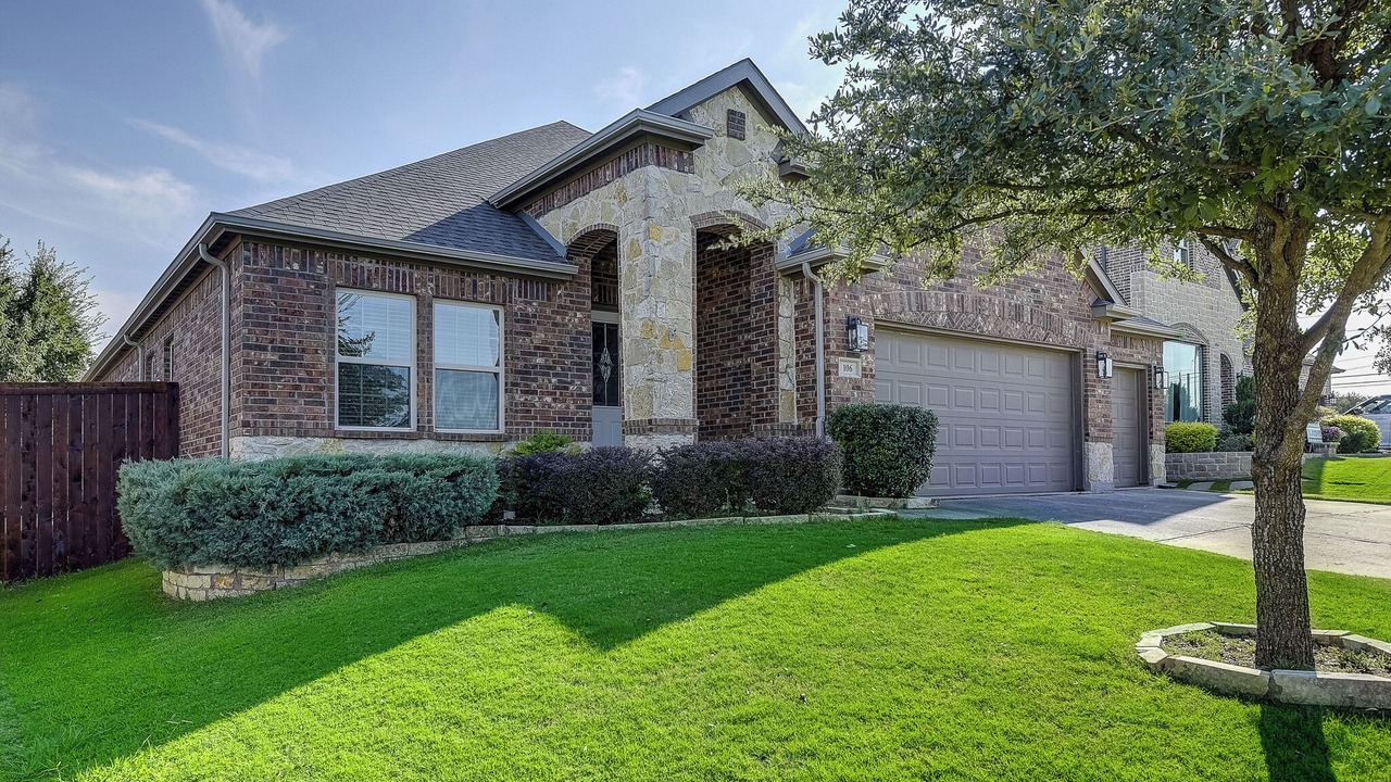 Photo of Outdoor in Oak Point