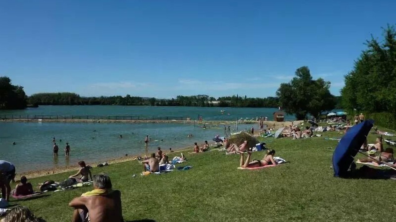 Photo of Others in Cormoranche-sur-Saone